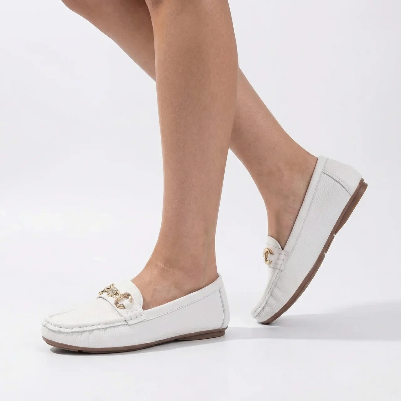 Valenomode - Women’s Chain Detail Flat Loafers