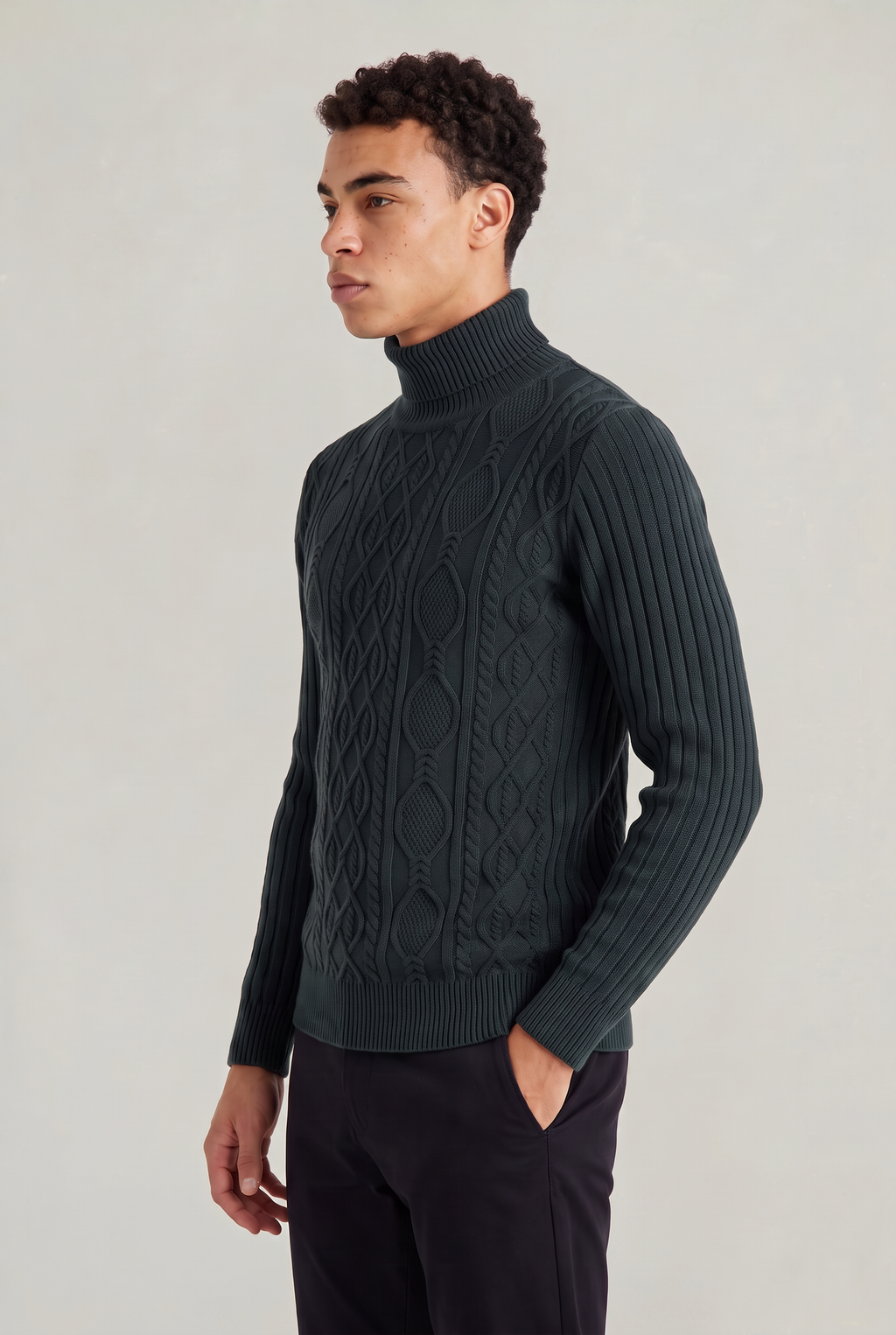 Men's Cable Knit Turtleneck Sweater - Long Sleeve Pullover