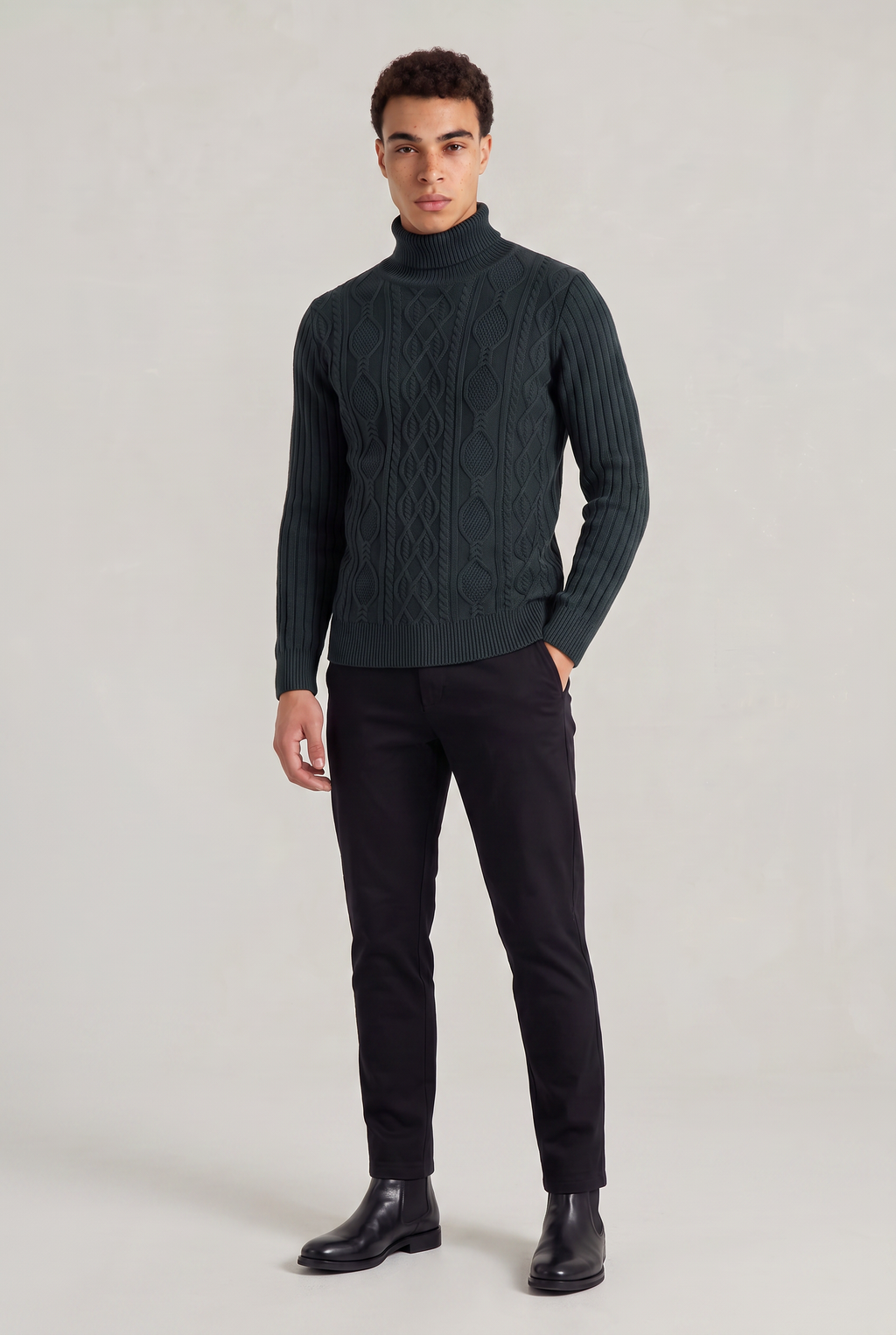Men's Cable Knit Turtleneck Sweater - Long Sleeve Pullover