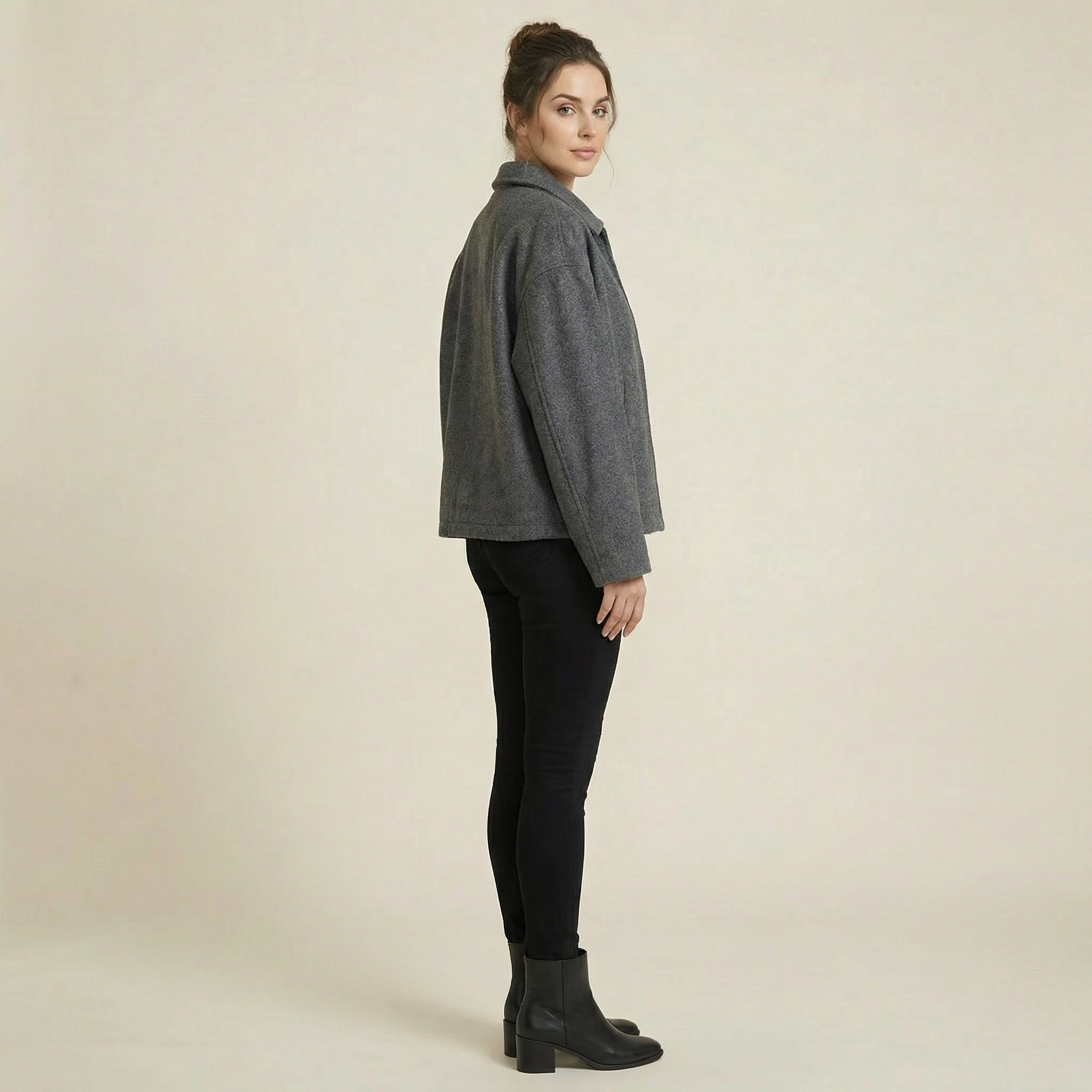 Valenomode - Women’s Zip Front Short Jacket